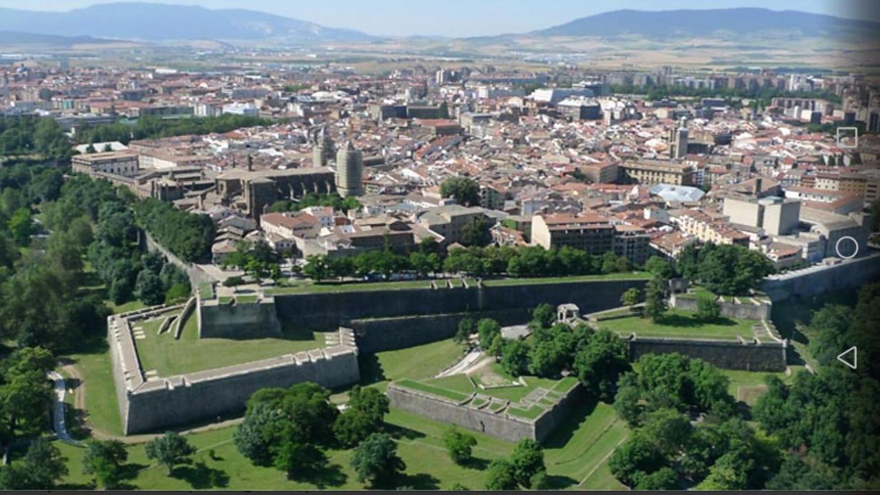 La Terraza De Zahara Lejlighed Pamplona Eksteriør billede